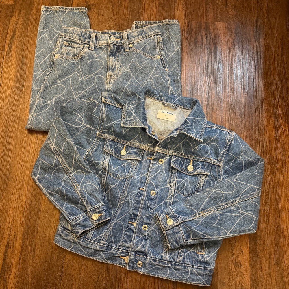 Old Navy Kids - Girls Blue Heart Patterned Denim Jacket and Jean Set.
